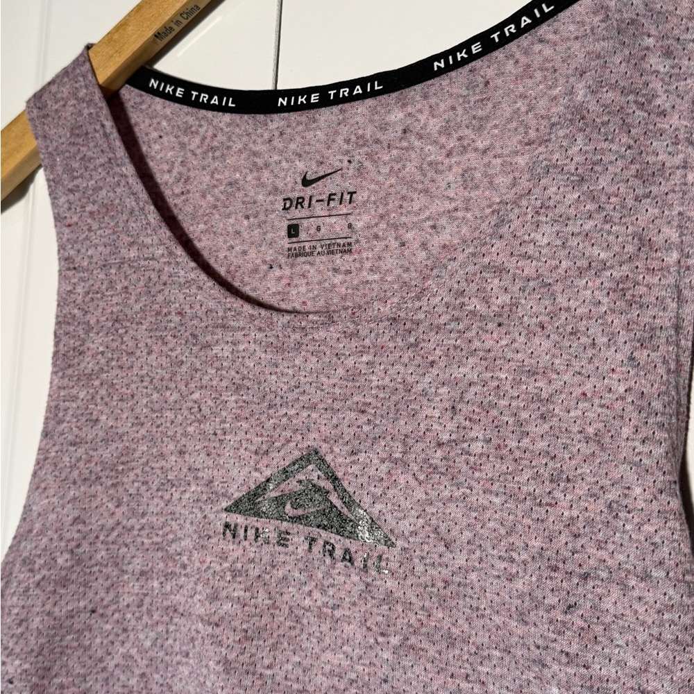 Nike Trail Running Women's Training Tank Top - Heathered Purple